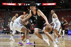 13日夏联前瞻：杨瀚森背靠背能否延续状态？独行侠状元战马刺榜眼